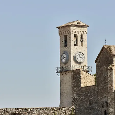 Le Suquet فندق 4*